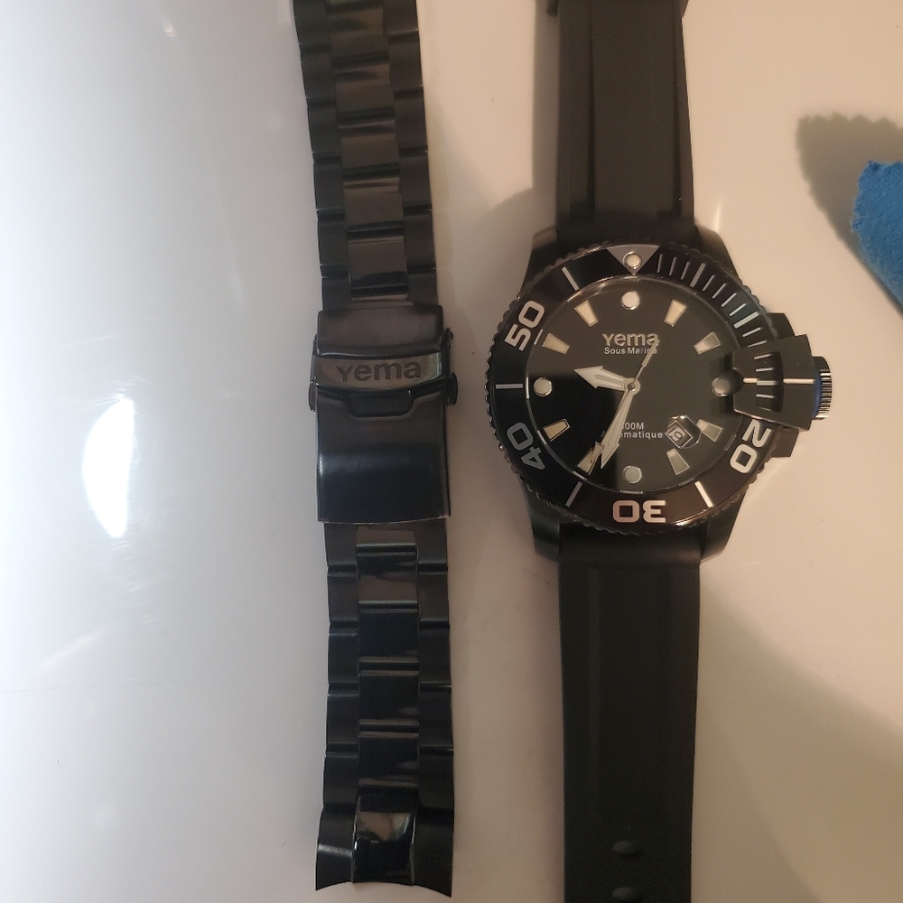Yema sous marine automatic diver